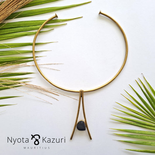 Brass necklace 129