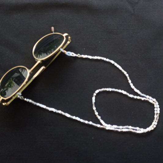 Glasses Chain 02