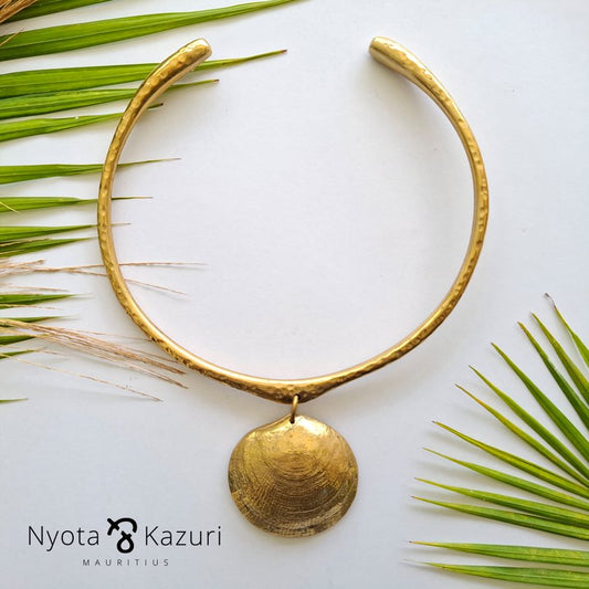 Brass necklace 152