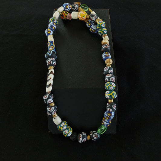 Beaded necklace 134