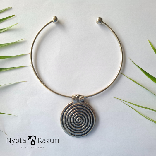 Brass necklace 232