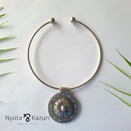 Brass necklace 234