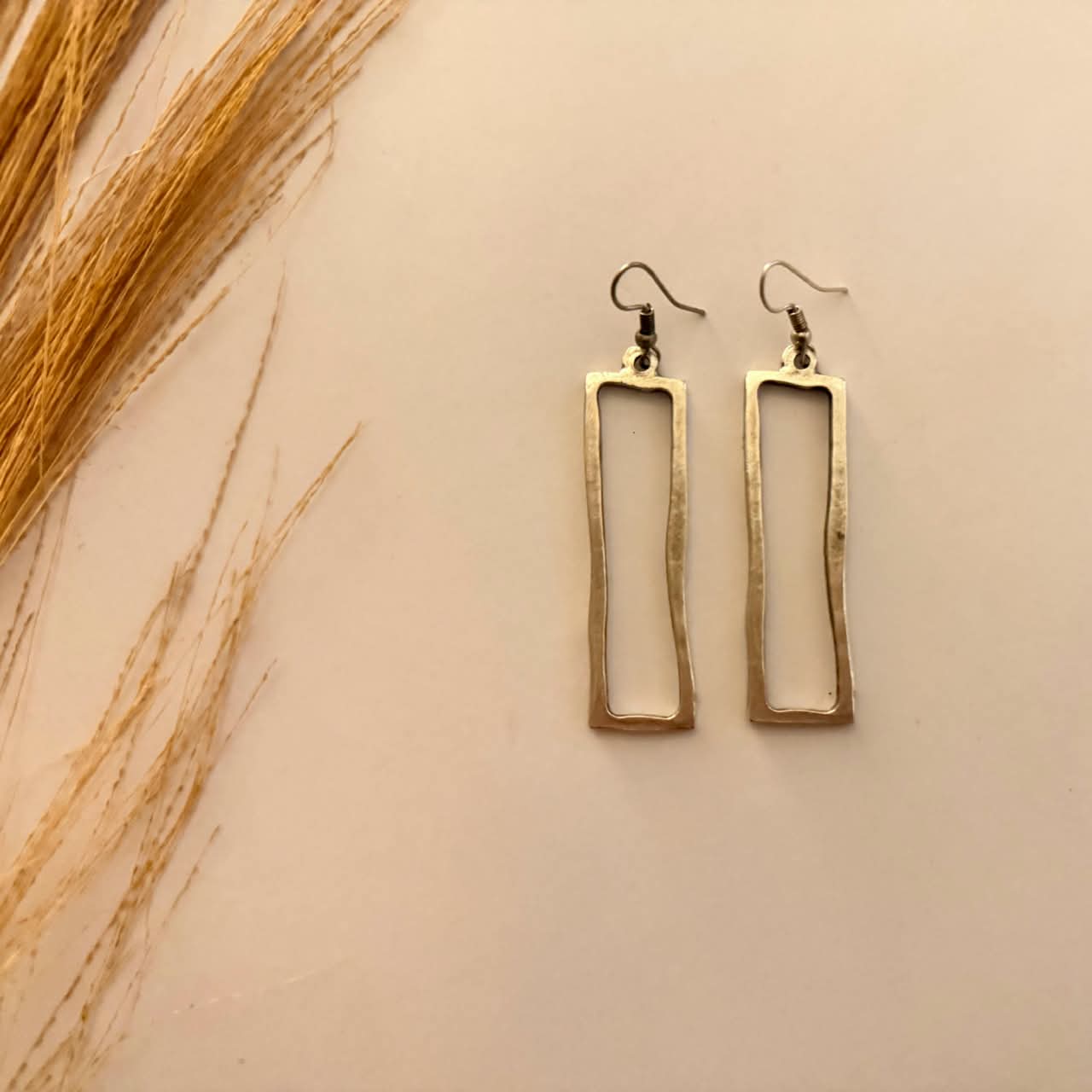 Silver-tone earrings 422