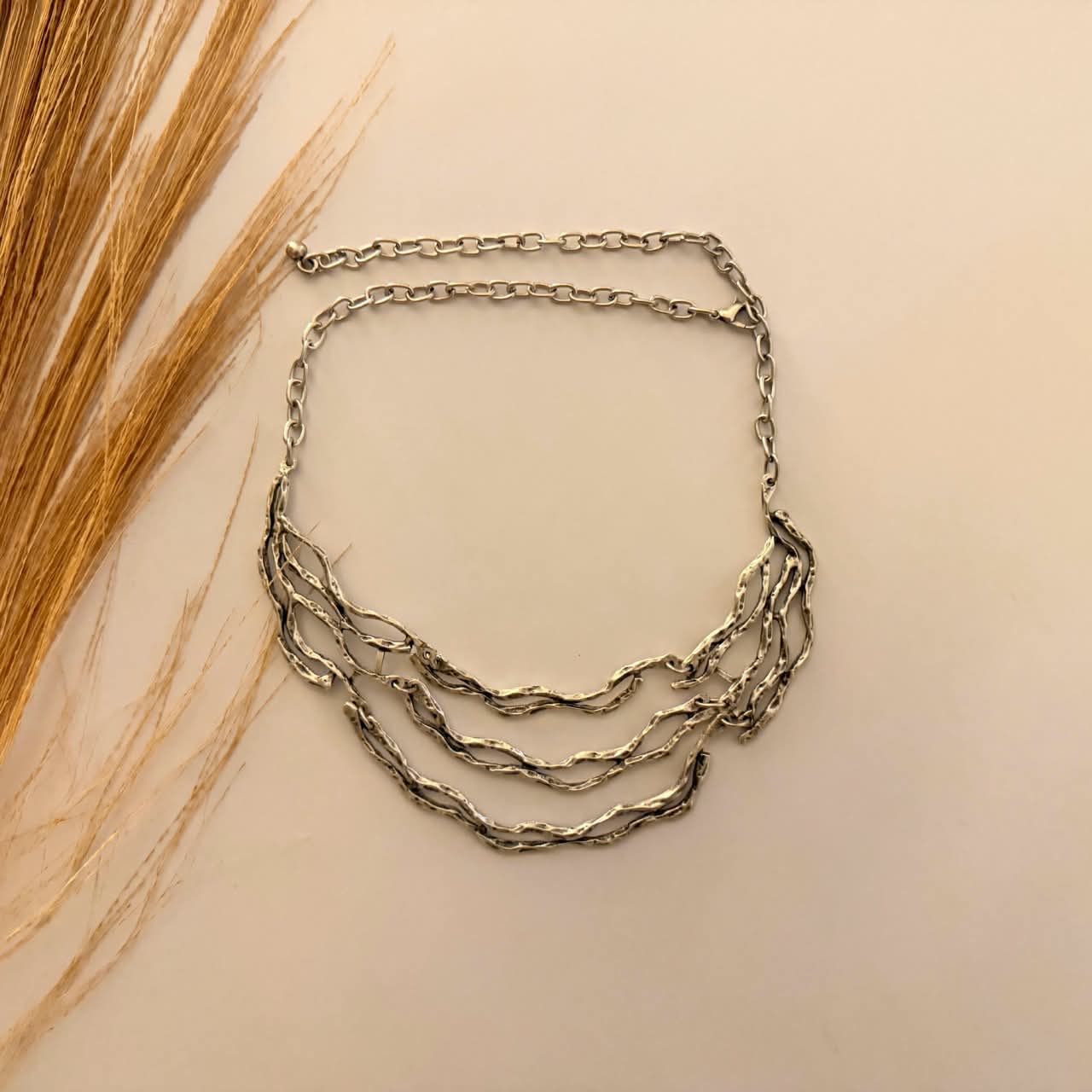 Silver-tone necklace 245